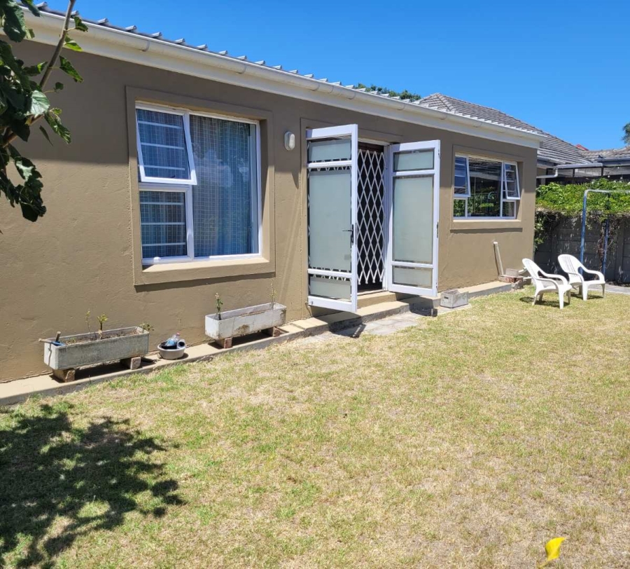 3 Bedroom Property for Sale in Richmond Western Cape